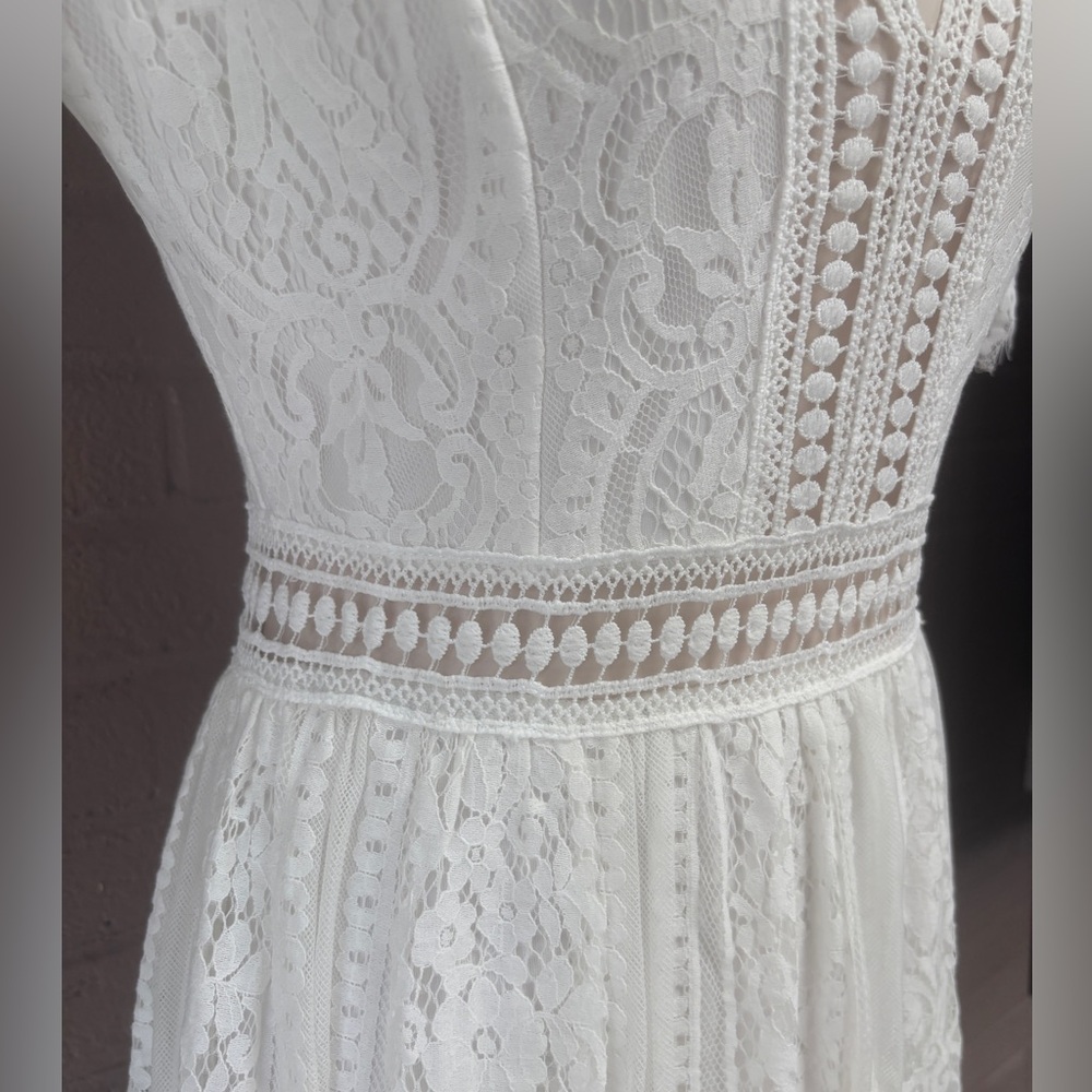 White Lace Dress - Picture 7 of 16